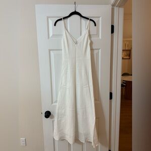 DISSH White Maxi Dress with Spaghetti Straps